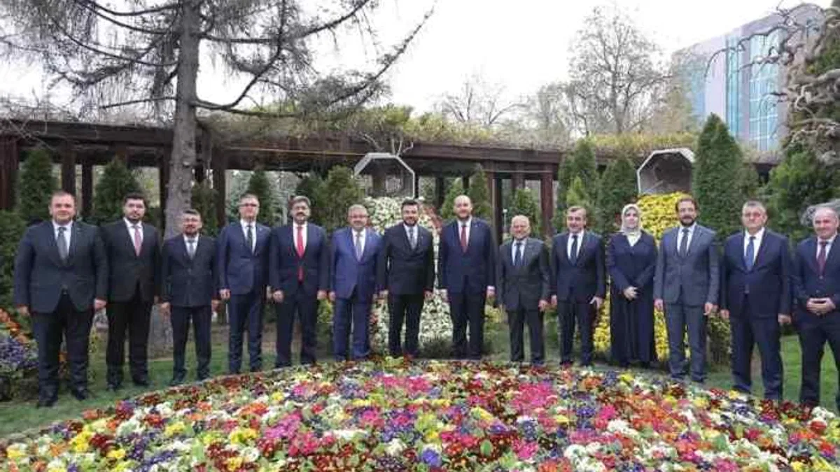 AK Partili Ahmet Büyükgümüş'ten Kayseri mesaisi