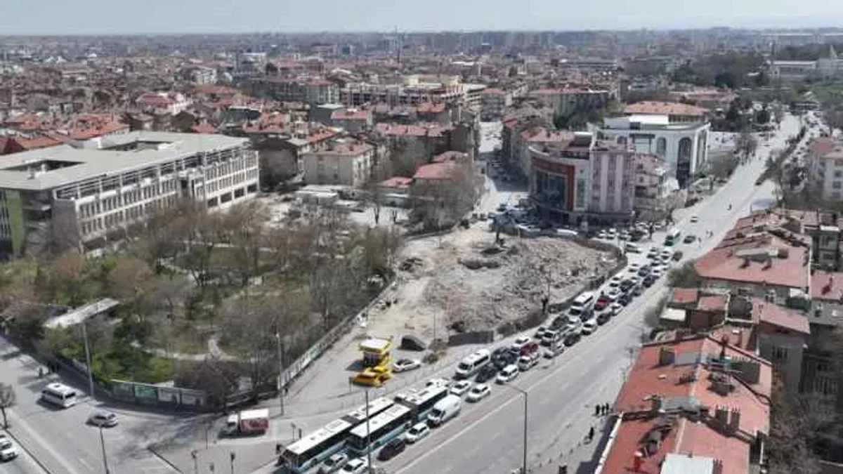 Konya Beşyol Kavşağı’nda 8 binada yıkım tamamlandı