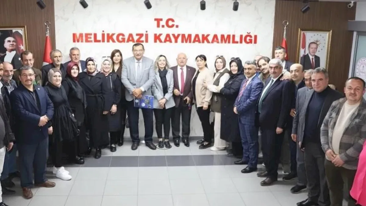 Kayseri Büyükşehir'den muhtarlarla güçlü iletişim