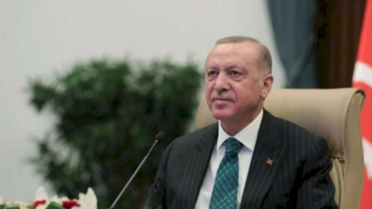 Erdoğan: Kimsesizlerin kimsesi olmaya devam edeceğiz