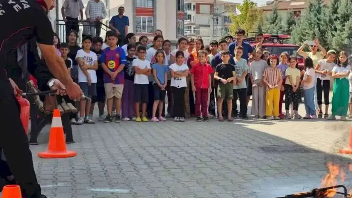 Malatya Büyükşehir’den semt konaklarında afet bilinci eğitimi