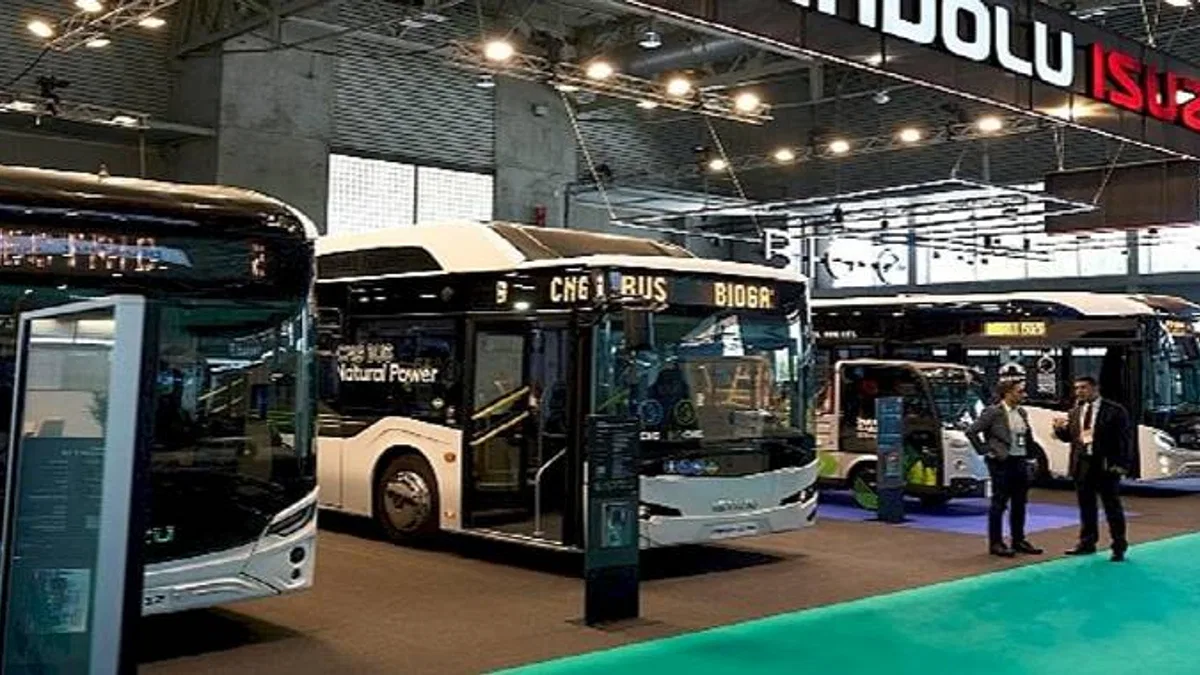Anadolu Isuzu, yenilikçi ve çevreci araçlarını UITP Zirvesi'nde sergiledi