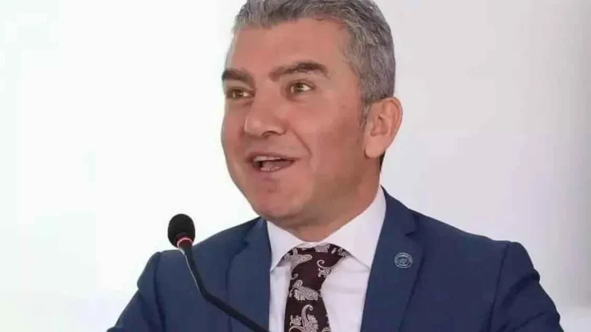 Hürriyetçi Eğitim Sen: Alım gücü her dakika düşüyor