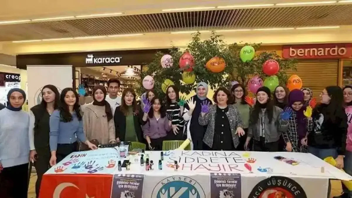 Kayseri Büyükşehir'den kadına şiddete karşı farkındalık