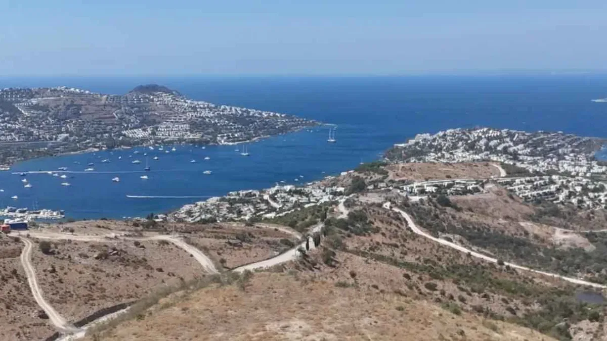 Muğla’da vahşi depolama alanları yeşile dönüşüyor