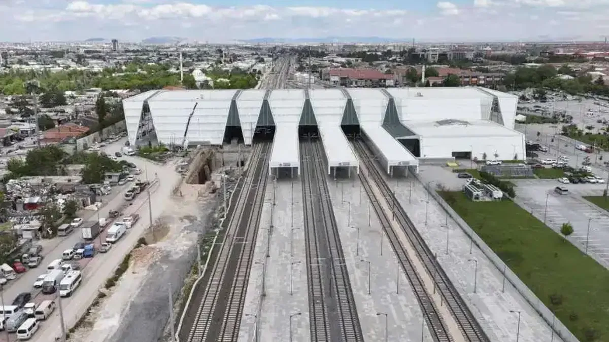 Konya Selçuklu YHT Gar bölgesine Büyükşehir'den aktarma noktası