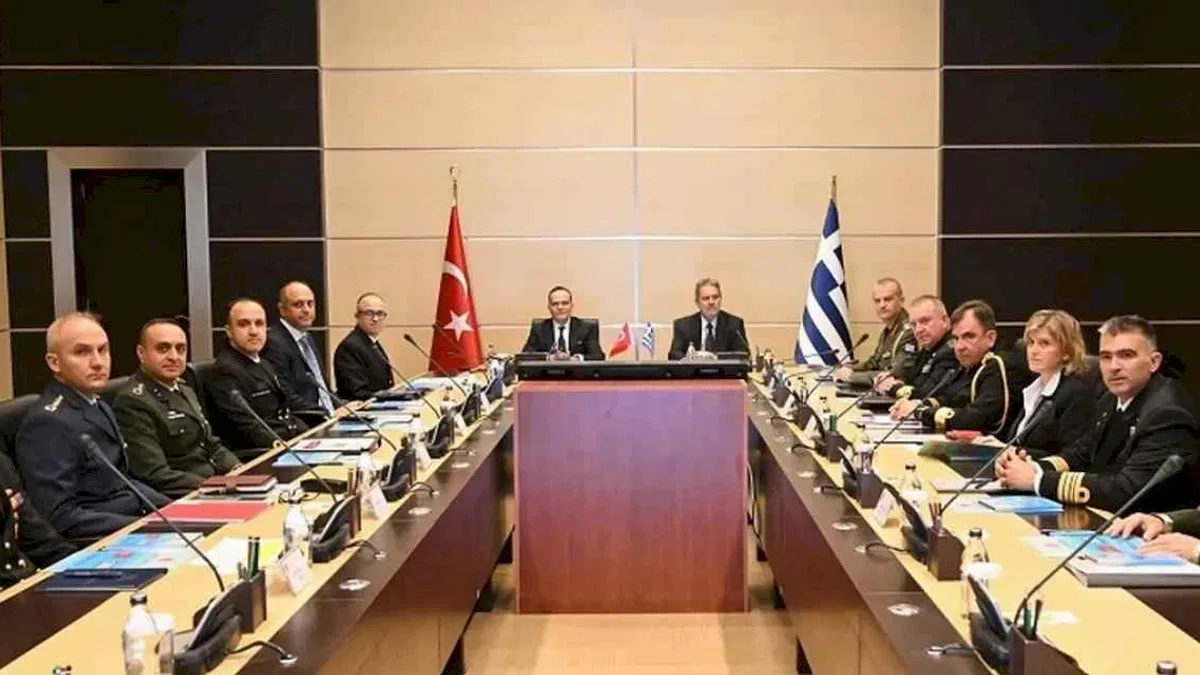 Türkiye ile Yunanistan'ın 'güven' toplantısı İstanbul'da başladı