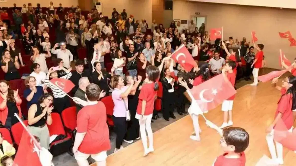 Çiğli'de “O’nun Sayesinde” duygu dolu anlar yaşattı