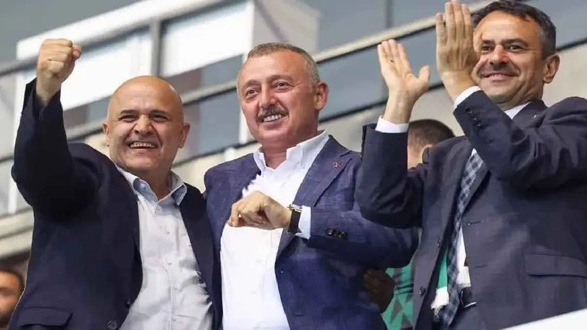 Başkan Büyükakın’ın Kocaelispor'a güveni tam