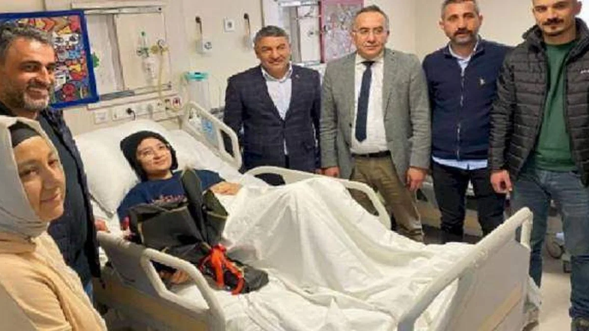Başkan Şayir’den Aleyna Ölmez’e ziyaret
