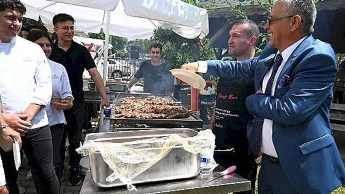 Kemer'de "Kariyer günleri ve tadım şenliği"