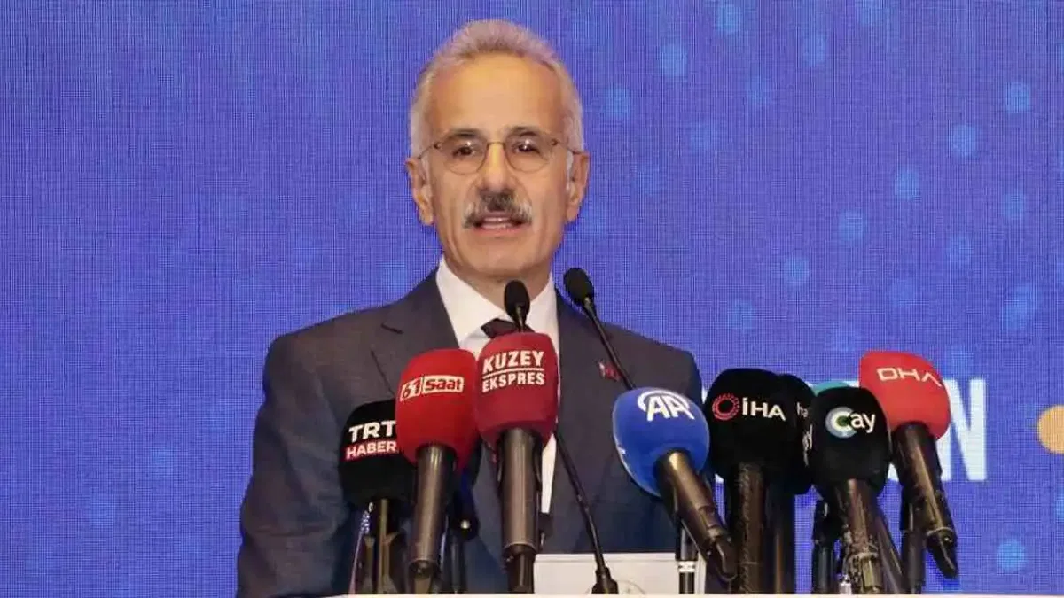 Bakan Uraloğlu'ndan Şok Açıklama: İstanbulluların verilerini yurt dışına çıkarmışlar