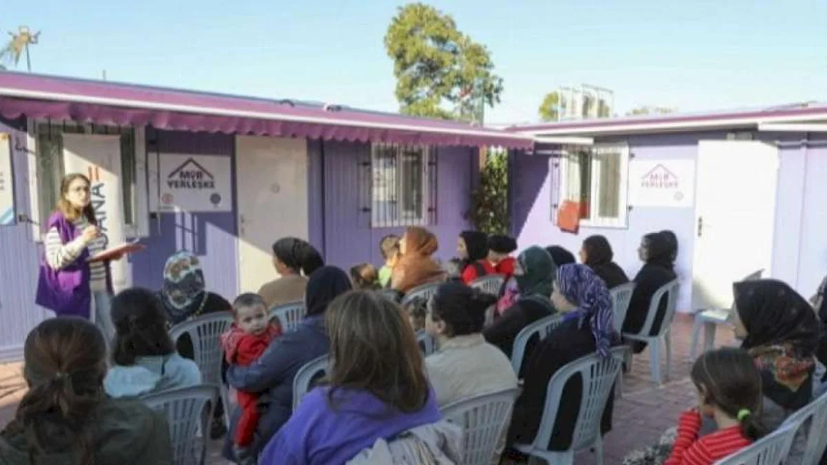 Adana Mor Yerleşke’de Kadına Şiddetle Mücadele Atölyesi