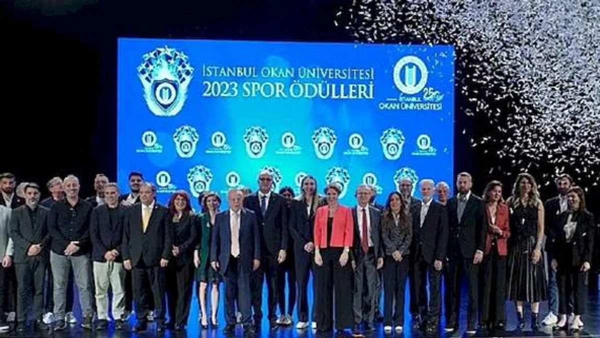 Eczacıbaşı Dynavit, "Yılın Kadın Spor Takımı" seçildi