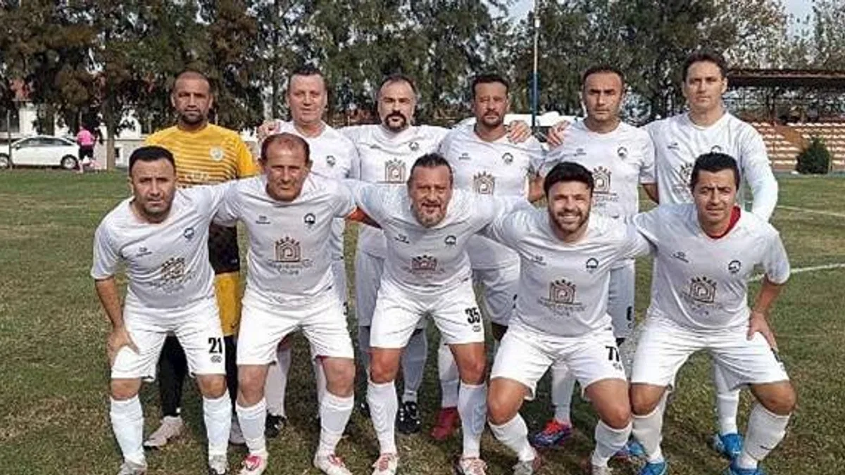 Foça Belediye Masterler Lig'de Doludizgin: Foça 5 – Tire Gücü 0