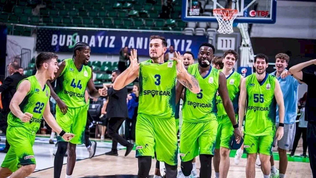 TOFAŞ son salise basketiyle sezona başladı
