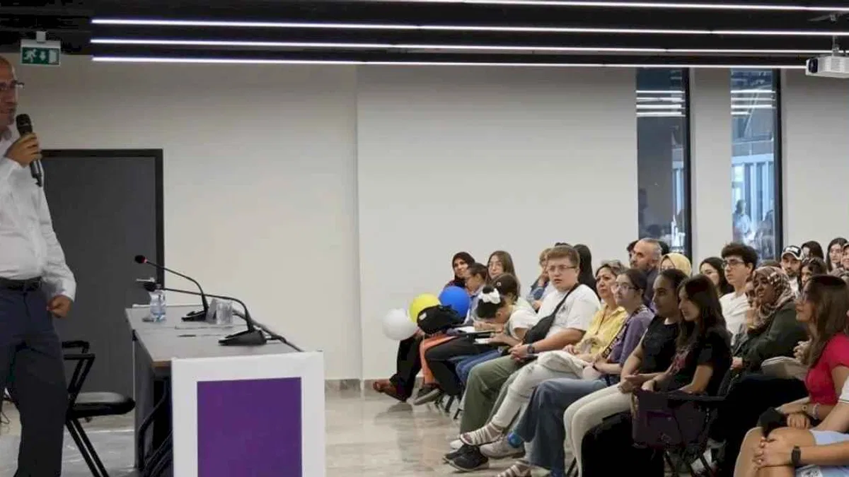 Kocaeli'de Güler’den yeni nesil ders çalışma stratejileri