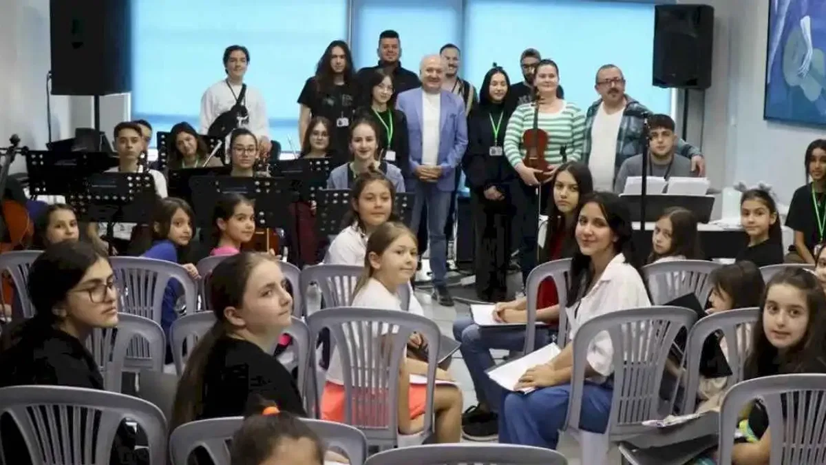 Çocuk ve Gençlik Orkestrası İzmitlilerle buluşmaya hazırlanıyor