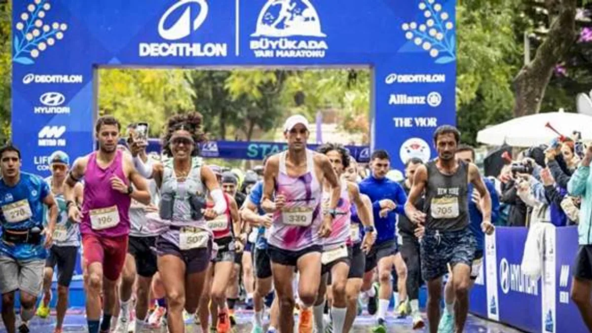 Decathlon Büyükada Yarı Maratonu’na rekor katılım