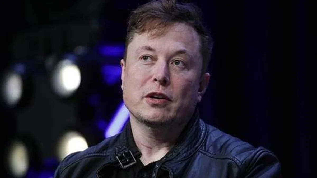 Elon Musk yaklaşık 100 Starlink uydusunun İran'a internet sağladığını açıkladı
