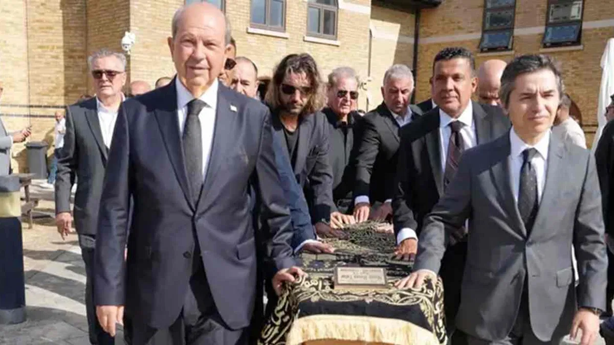 KKTC 5. Cumhurbaşkanı Ersin Tatar, yeğenini Londra’da son yolculuğuna uğurladı