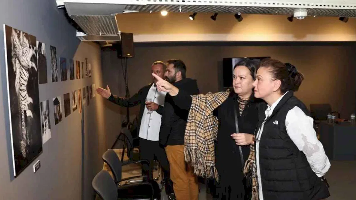 Vizör Fotoğraf Grubu’nun “Zincir” Projesi Sanatseverlerle Buluştu