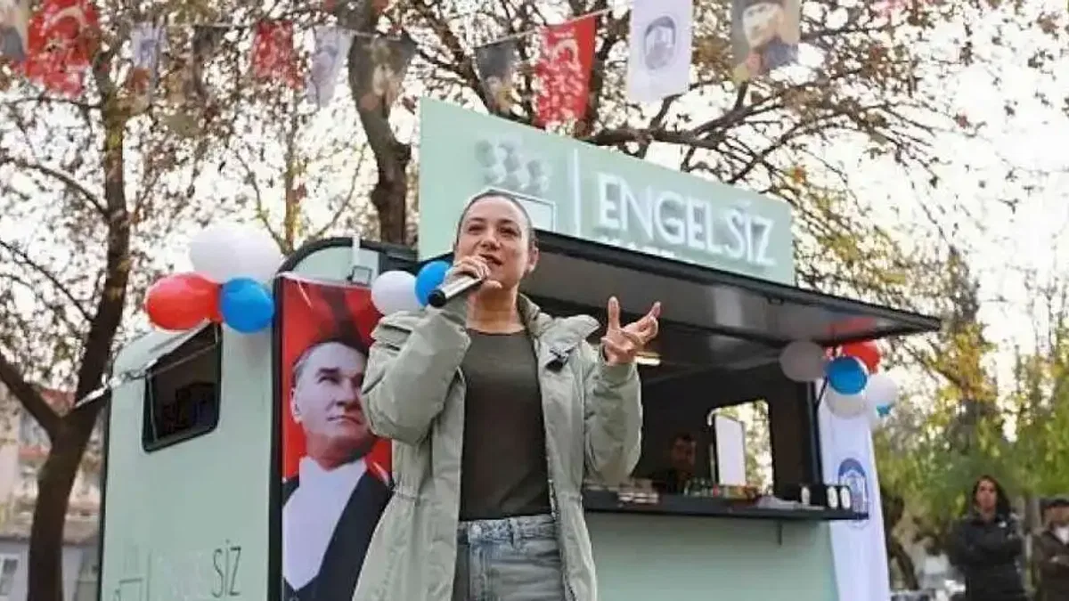 "Efes Selçuk'un engelsiz gençleri çalışacak, Efes Selçuk sahip çıkacak: Engelsiz Kafe Efes Selçuk'un hizmetinde"