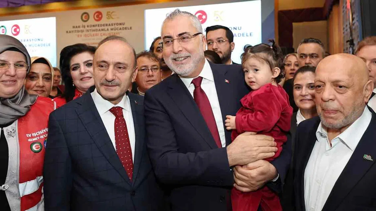 Bakan Işıkhan açıkladı: Uzun süreli yaşlı bakım sigortası geliyor