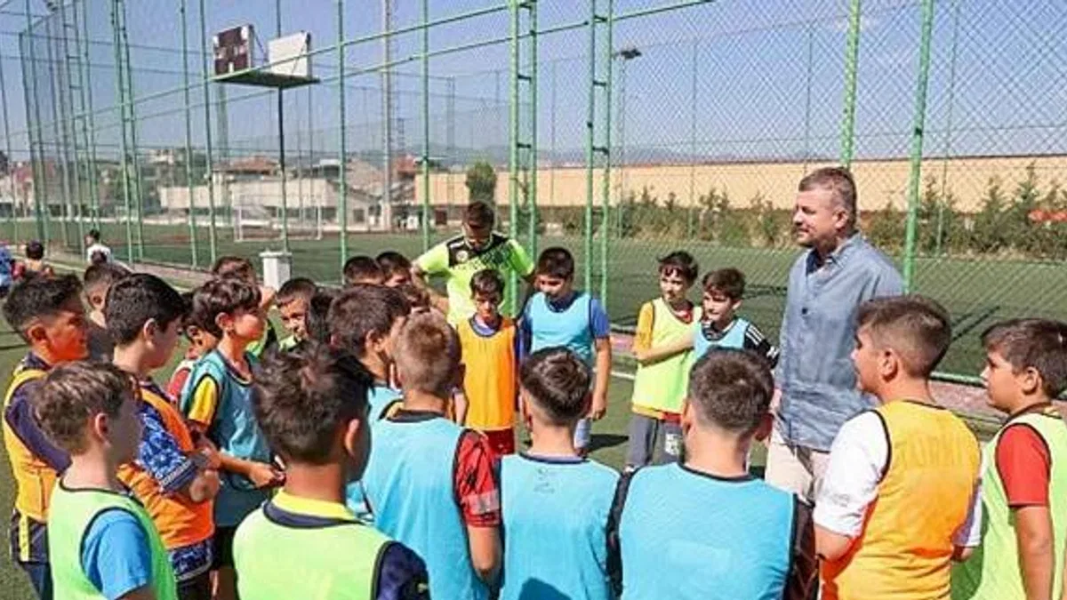 Buca'da kış futbol okulu için kayıtlar başladı
