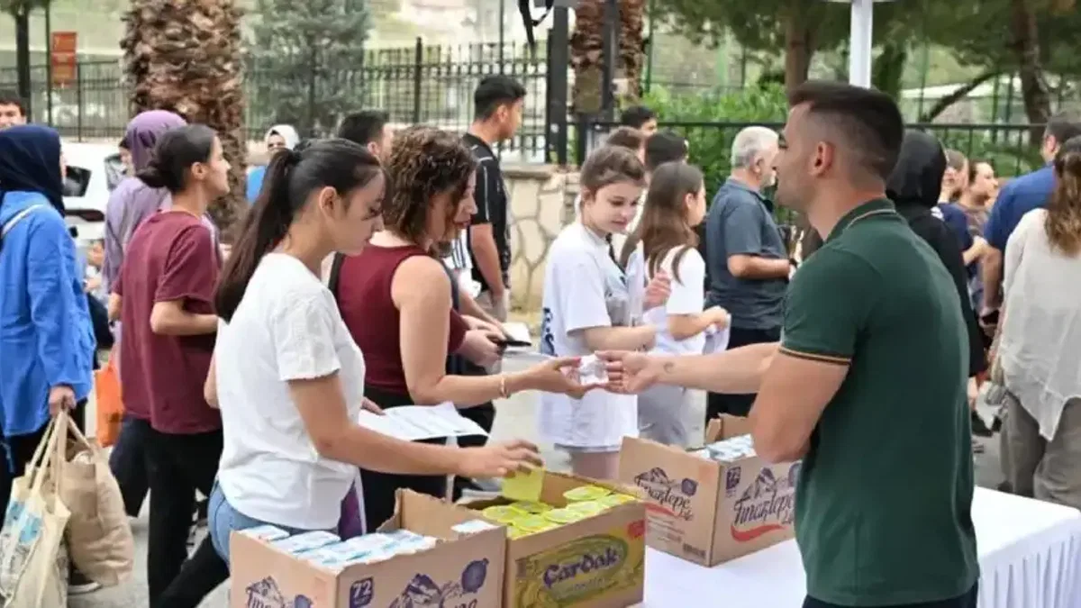 Manisa Büyükşehir, YKS süresince öğrencilerin yanında