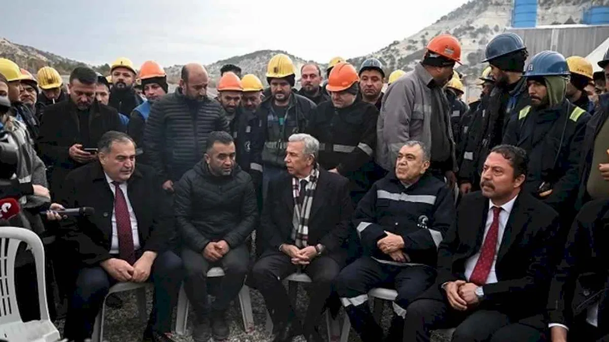 Mansur Yavaş'tan grevdeki işçilere ziyaret