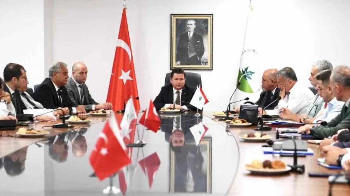 Başkan Aydın, birim müdürleriyle bir araya geldi