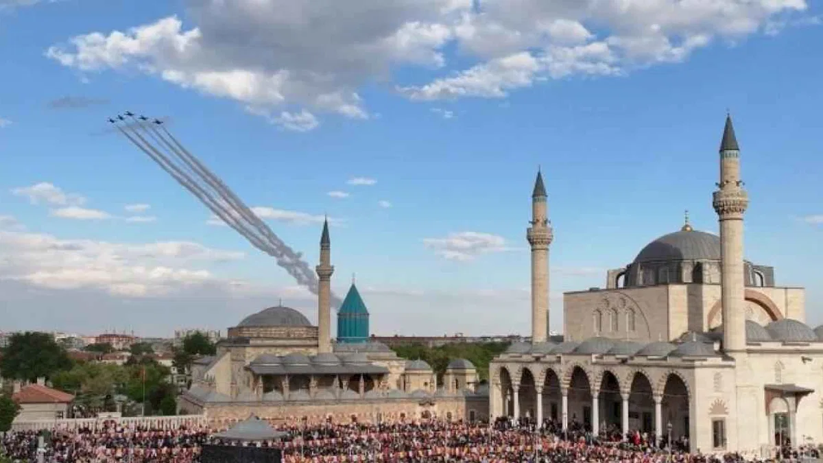 Binlerce Konyalı 'Teşrif-i Mevlana'da