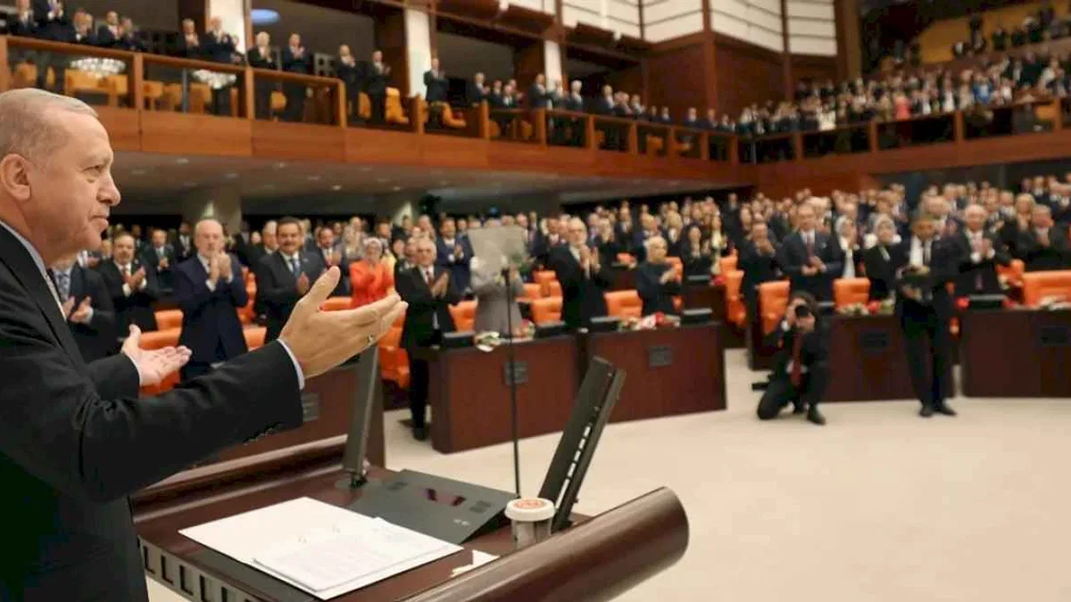 Cumhurbaşkanı Erdoğan: Mesele Türkiye ise gerisi teferruattır