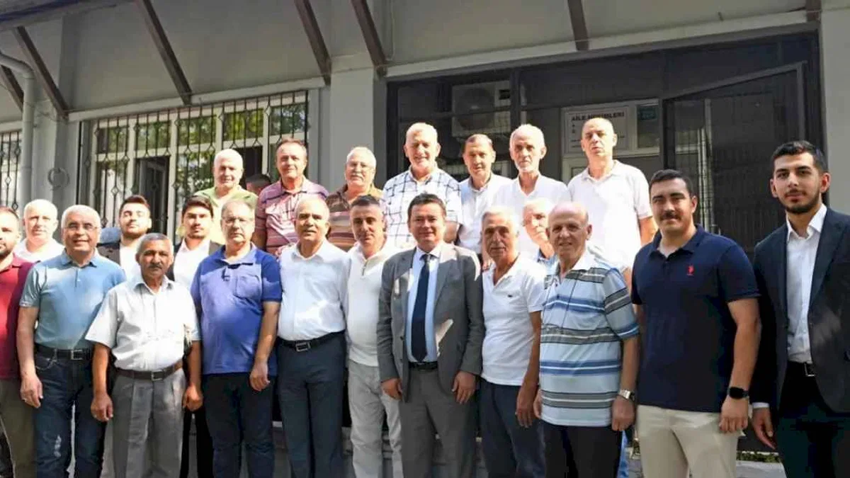 Bursa Osmangazi'de Başkan Aydın sorunları yerinde dinlendi