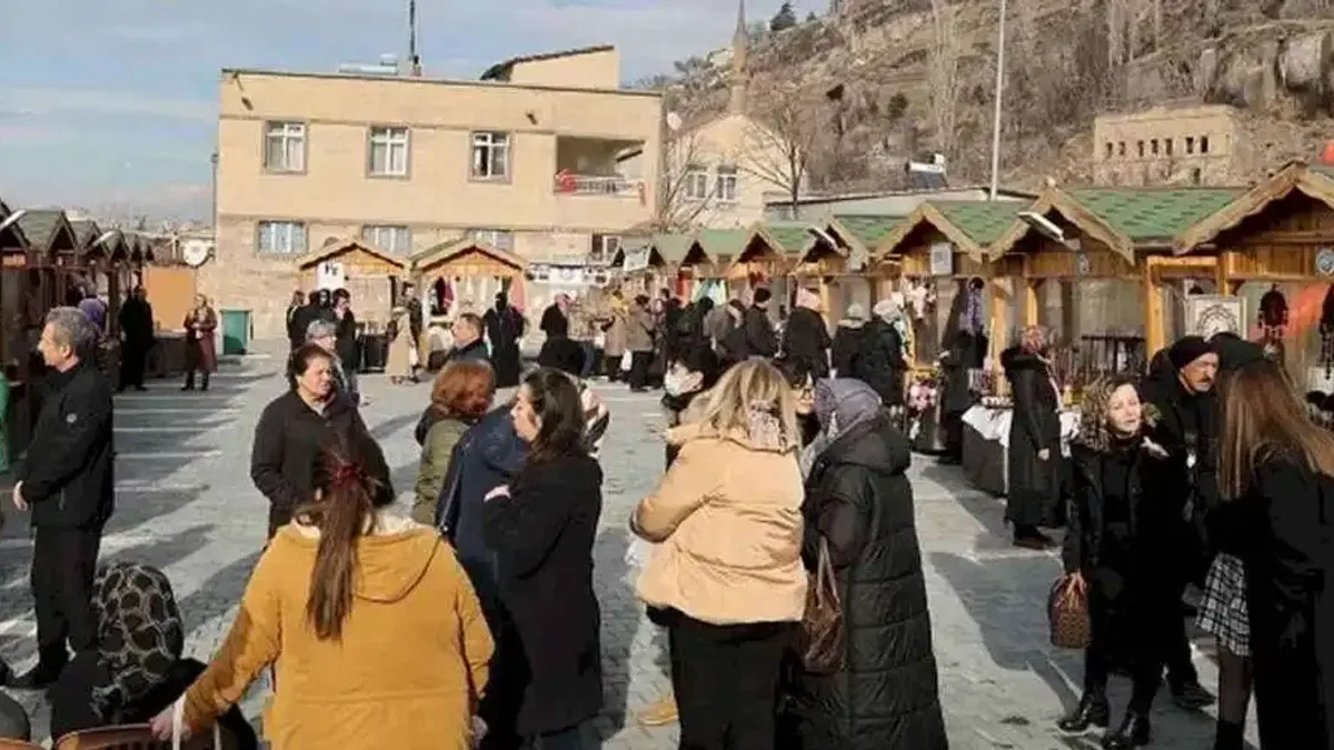 Kayseri Talas'ta Maharetli Eller'e büyük övgü