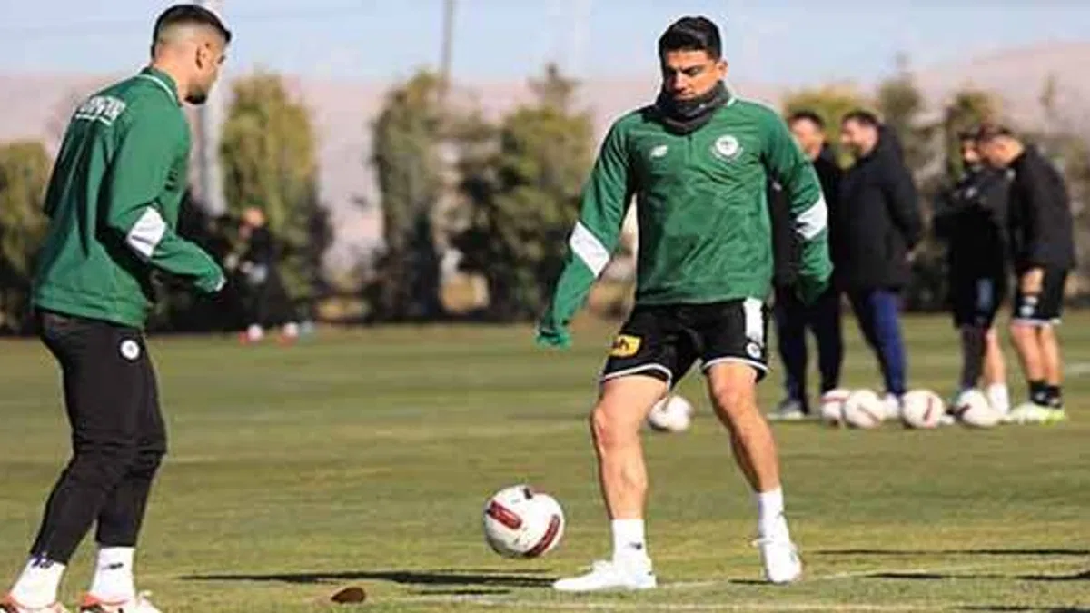 Konyaspor'da Galatasaray maçı öncesi 2 kadro dışı kararı!