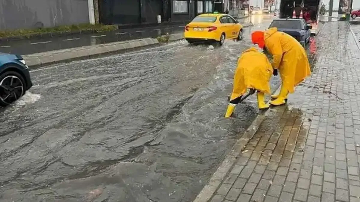 İBB tam kadro sahada