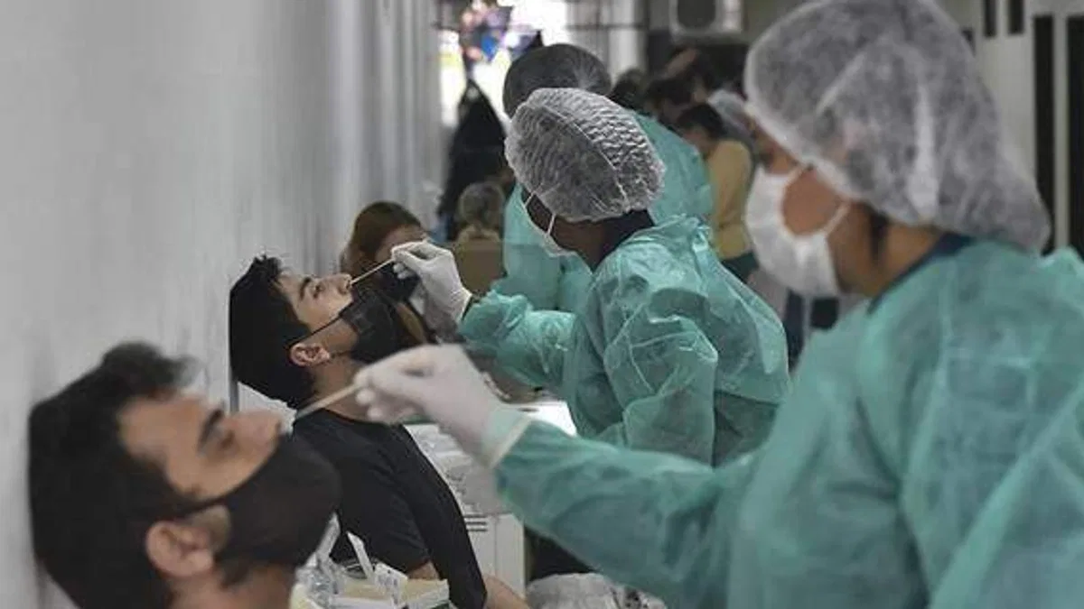 DSÖ: Son 2 haftada küresel Kovid-19 vaka artış oranı yüzde 30