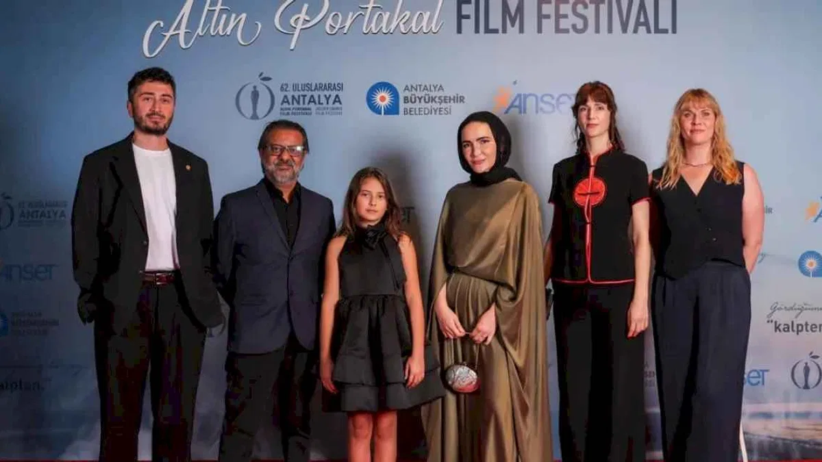 Altın Portakal’ın Galibi “Tavşan İmparatorluğu”