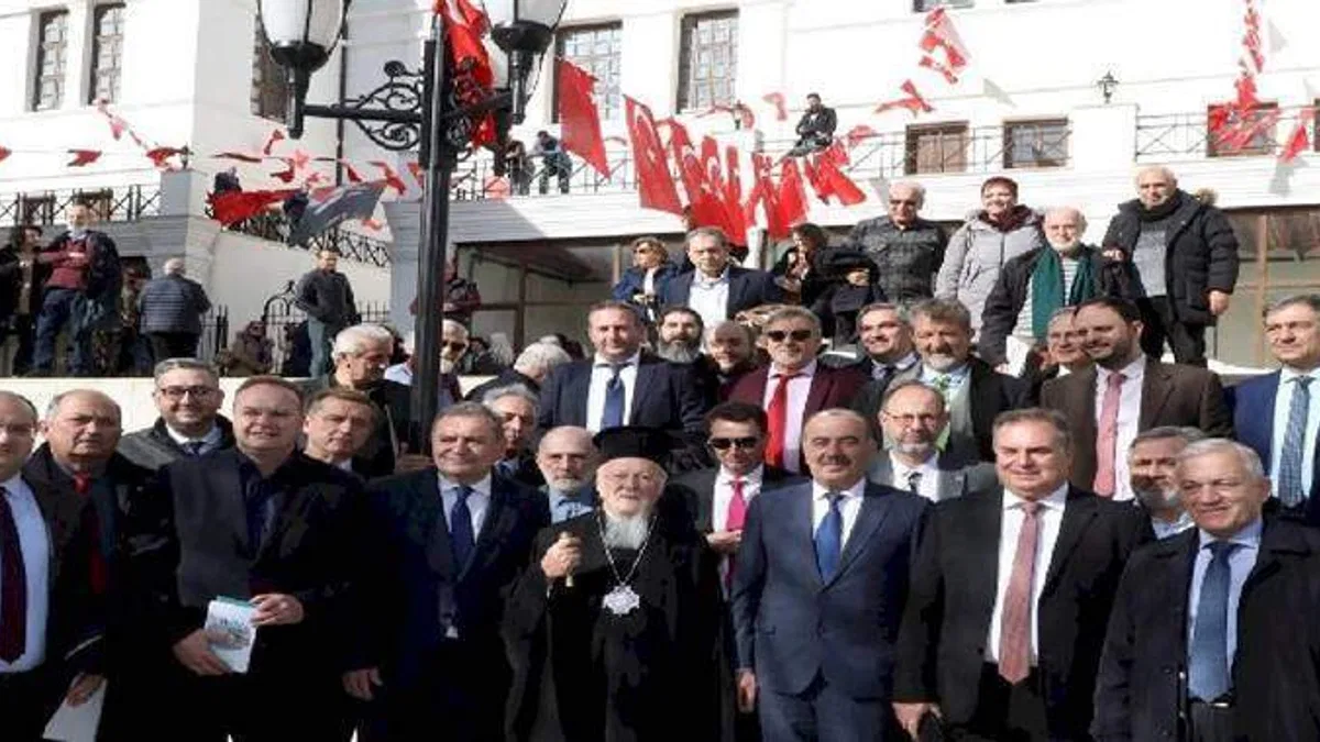 Kuzey Yunanistan'dan 38 belediye başkanı Mudanya'da buluştu
