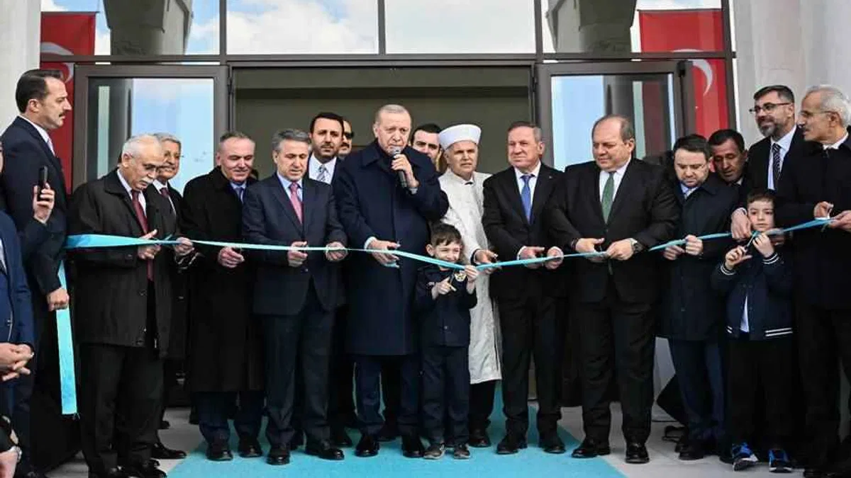 Erdoğan: Değerlerimizi ihya etmeyi sürdüreceğiz