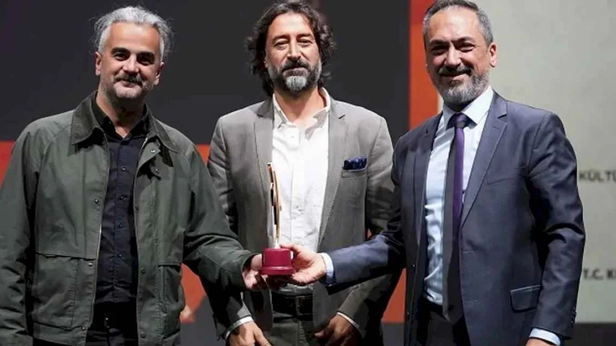 'Gülizar' başarısını ödülle taçlandırdı