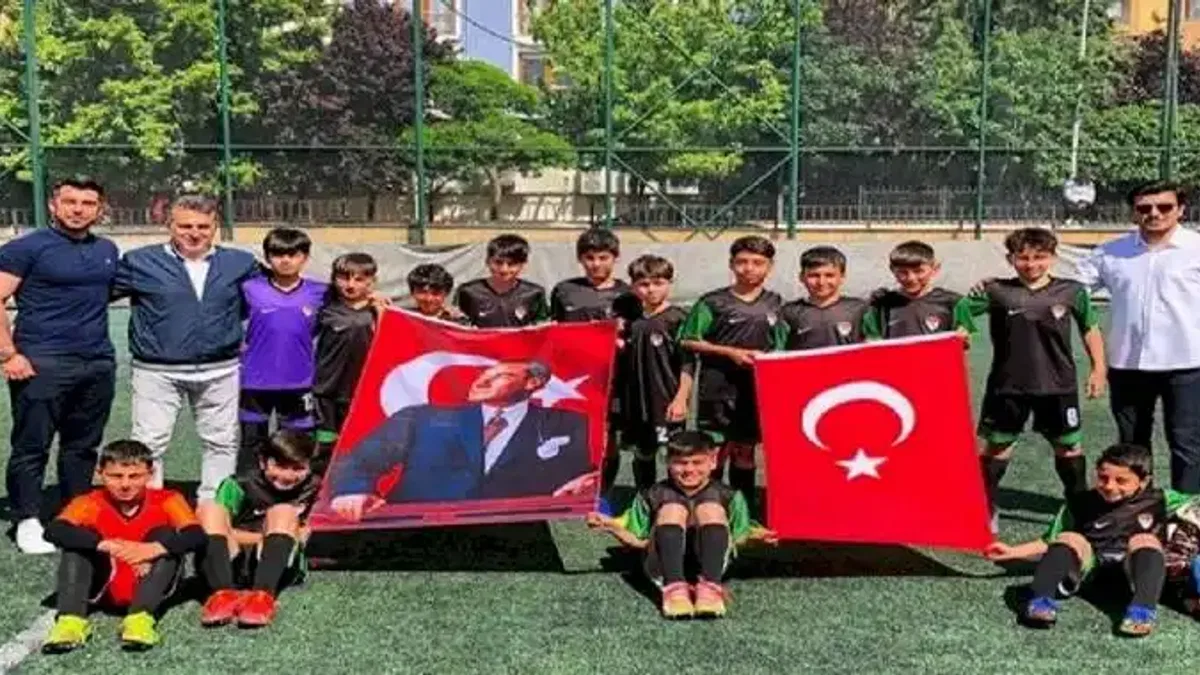 1453 Fatih yetenekli çocukları arıyor