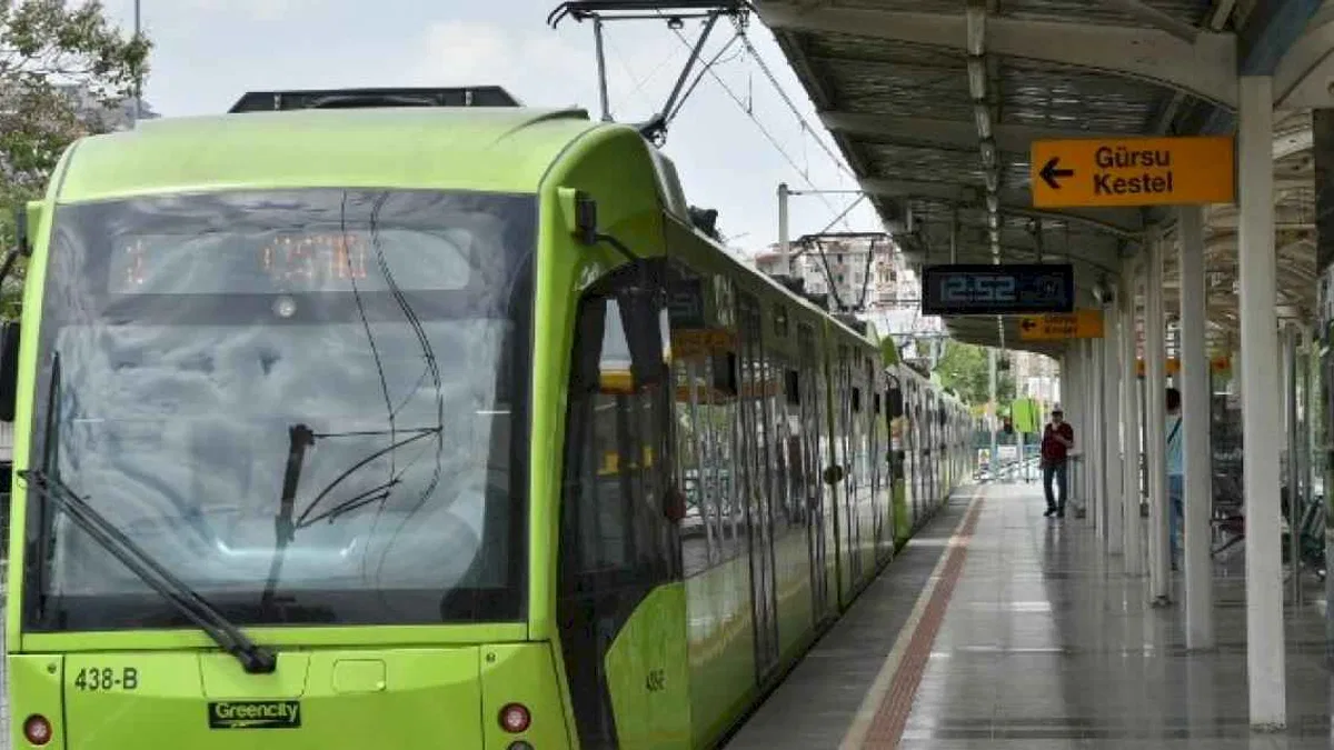 Bursa'da raylı sistem hattına yenileri ekleniyor