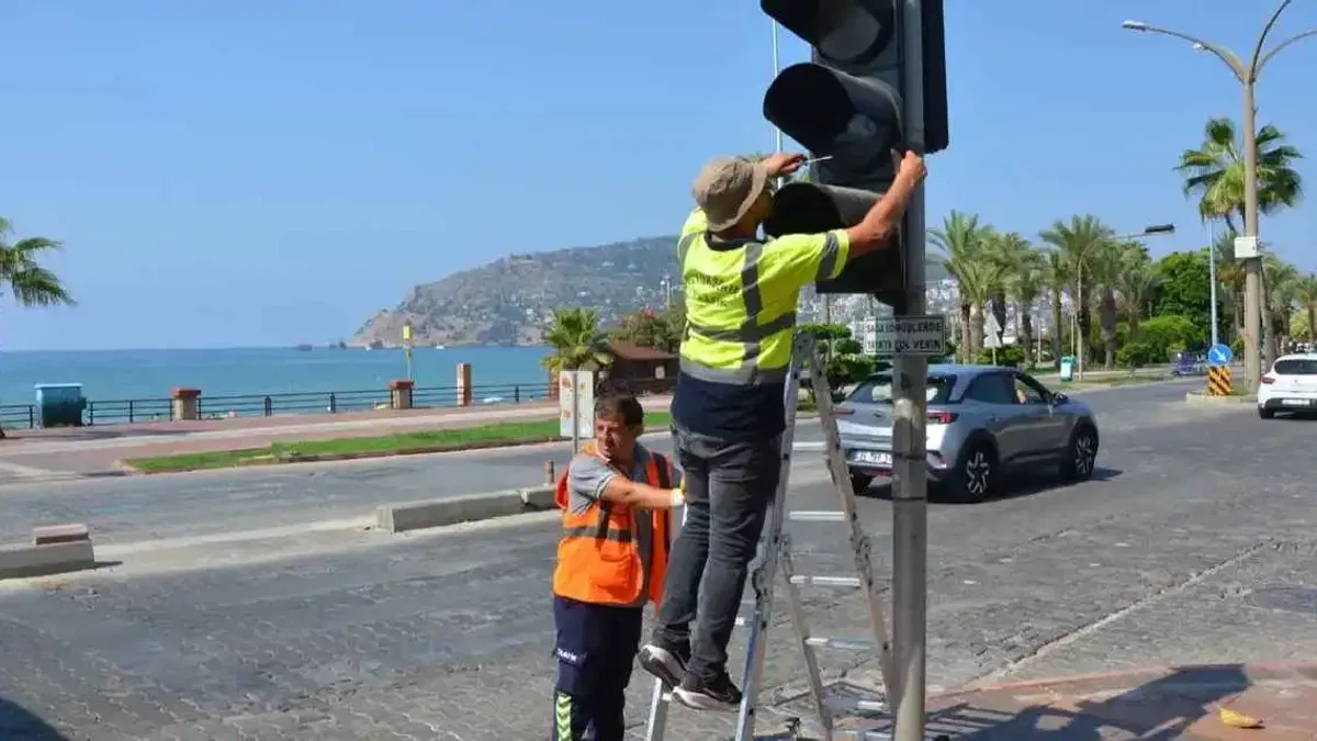 Alanya’da sinyalizasyonlara genel bakım