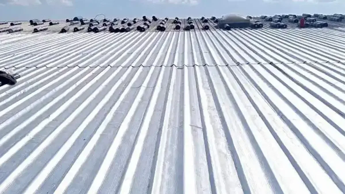 Endüstriyel Yapılarında Çatı Kaynaklı Riskleri Azaltan Akıllı Yalıtım Yaklaşımı