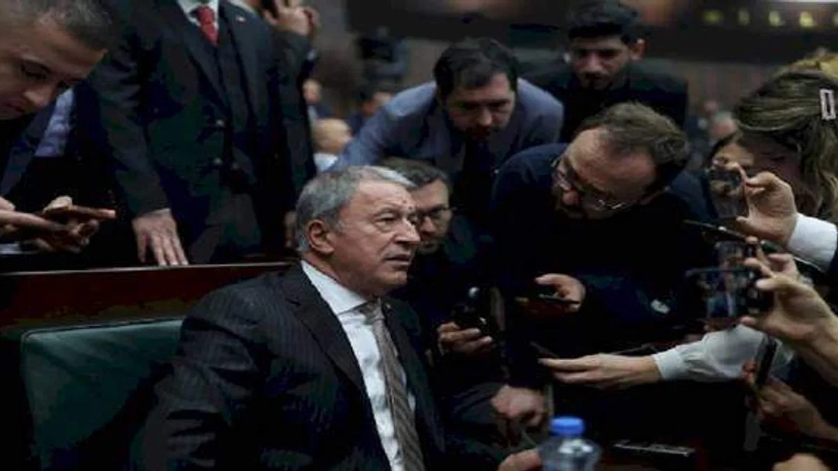 Bakan Akar: Tahıl sevkiyatına 24 milyon ton aşıldı