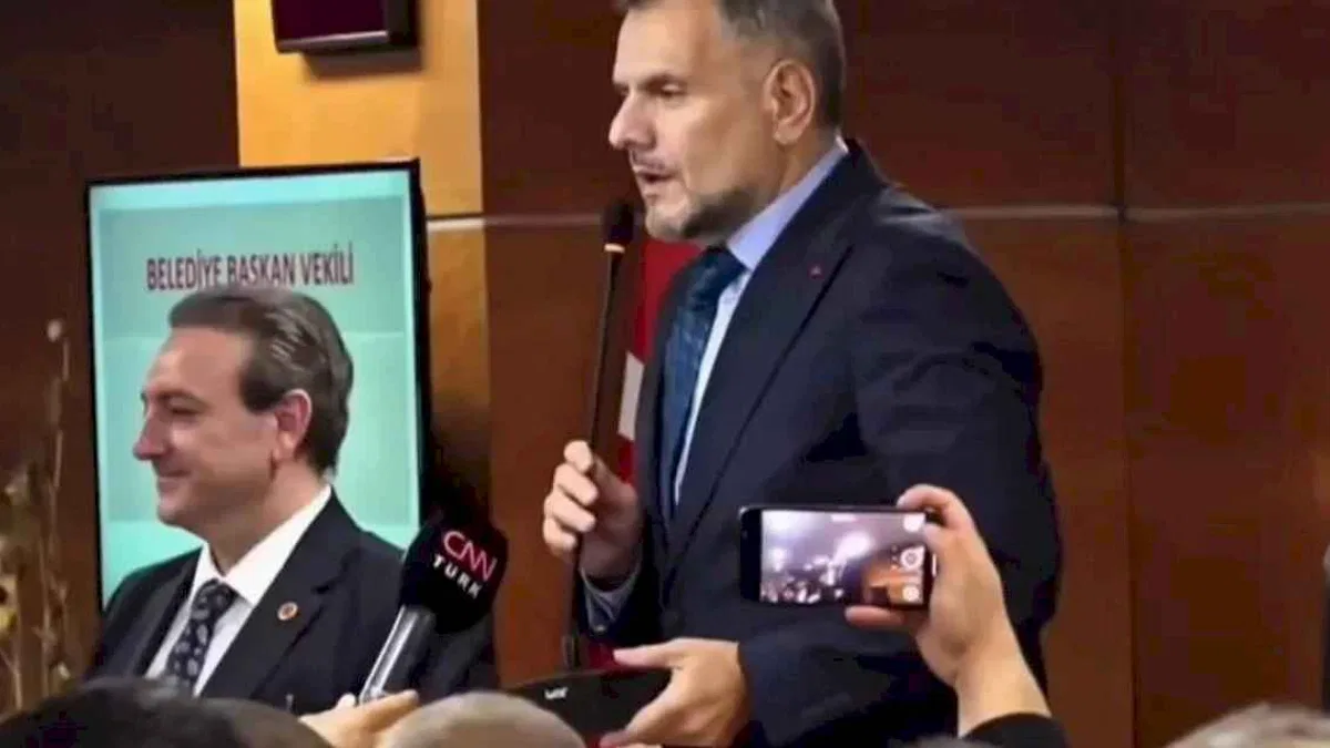 İstanbul'da Bayrampaşa Belediye Başkanlığı vekaleten Akın'da