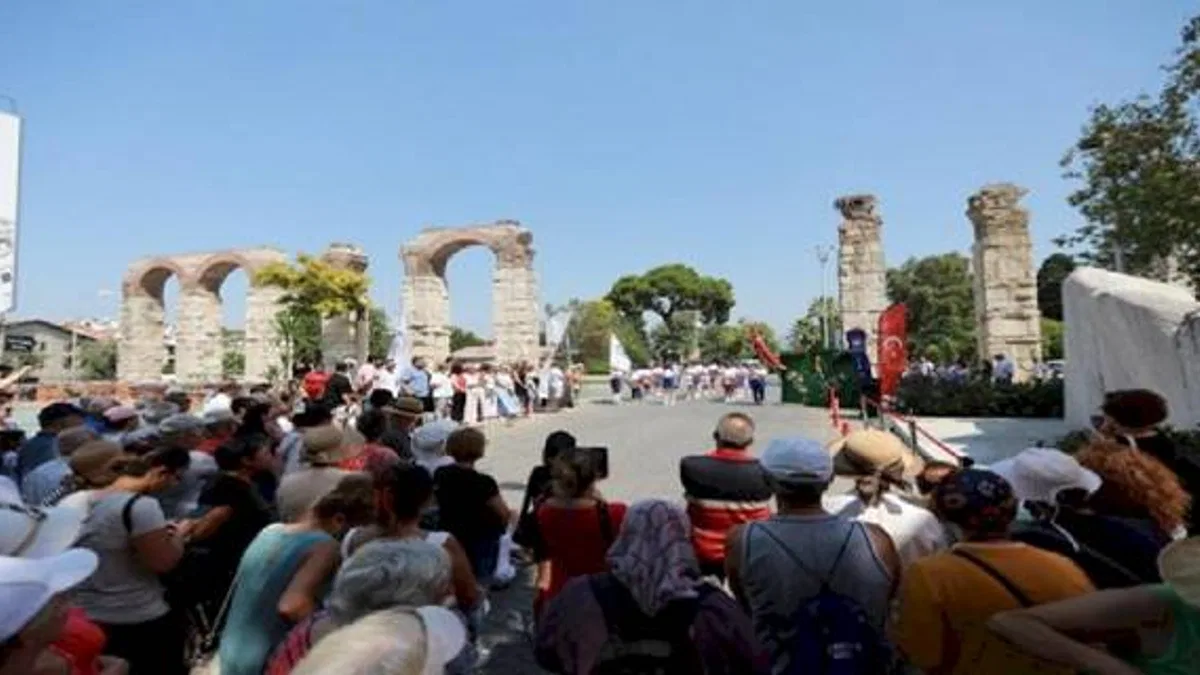 Efes Selçuk'ta 'Büyük Taarruz' coşkusu